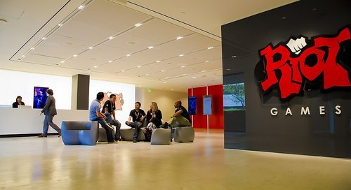 Новые сотрудники Riot Games смогут уволиться и получить до $25 тыс.. - Изображение 1 Новые сотрудники Riot Games смогут уволиться и получить до $25 тыс.. - Изображение 1
