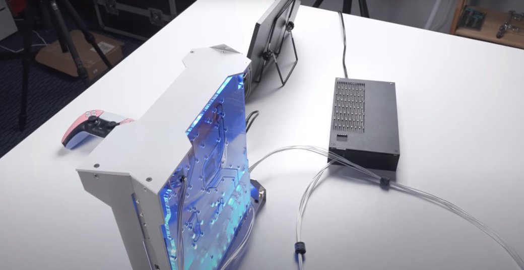 Фанат сделал кастомный корпус для PlayStation 5 с водяным охлаждением | Канобу - Изображение 9526