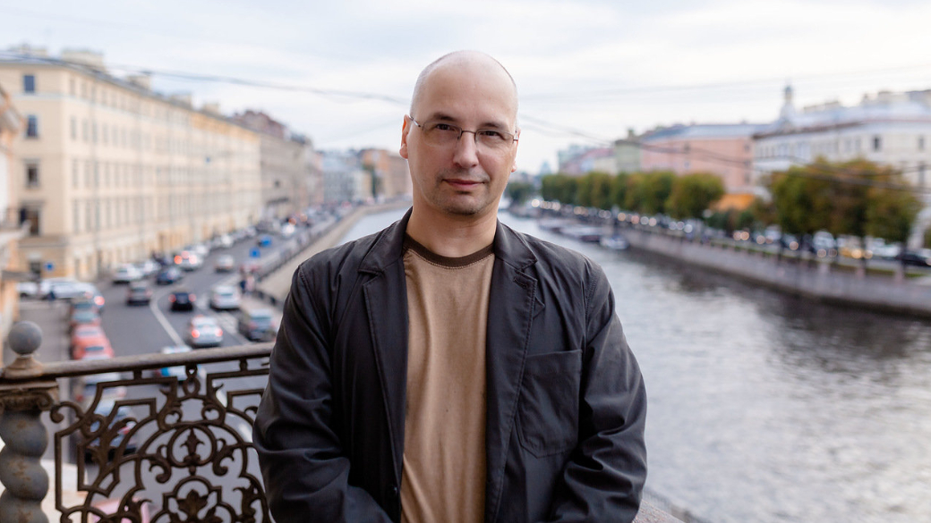 «После Джексона я стал писать кинематографичнее». Интервью с Ником Перумовым | Канобу «После Джексона я стал писать кинематографичнее». Интервью с Ником Перумовым | Канобу