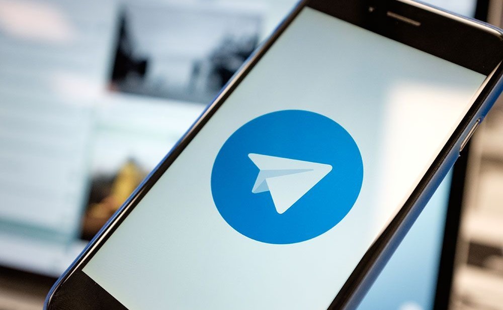 В Telegram появился бот для быстрого создания мемов и коубов